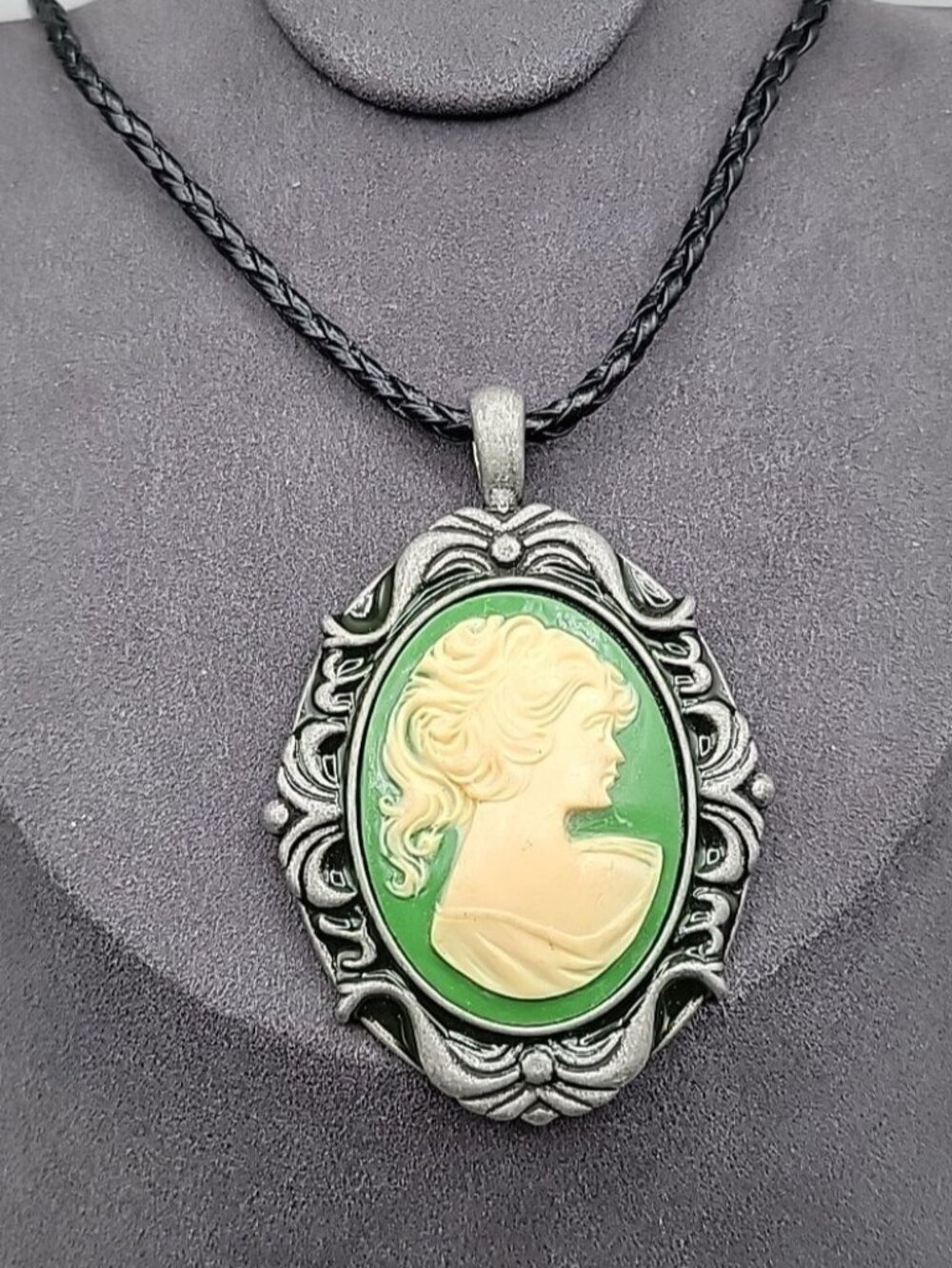Vtg Large Cameo Lady Statement Pendant  Necklace Green White Resin Black Cord